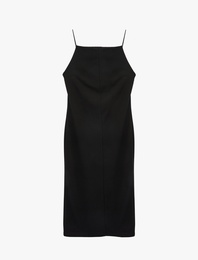 Slim Fit Yırtmaç Detaylı İnce Askılı Halter Yaka Midi Kalem Elbise