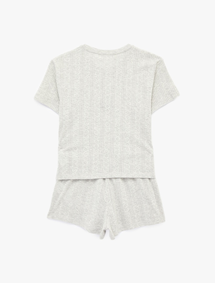  Kısa Kollu Bisiklet Yaka Ayıcık Detaylı Şortlu Pijama Takımı
