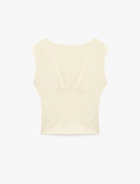 Pamuklu Kolsuz Slim Fit Kayık Yaka Tişört