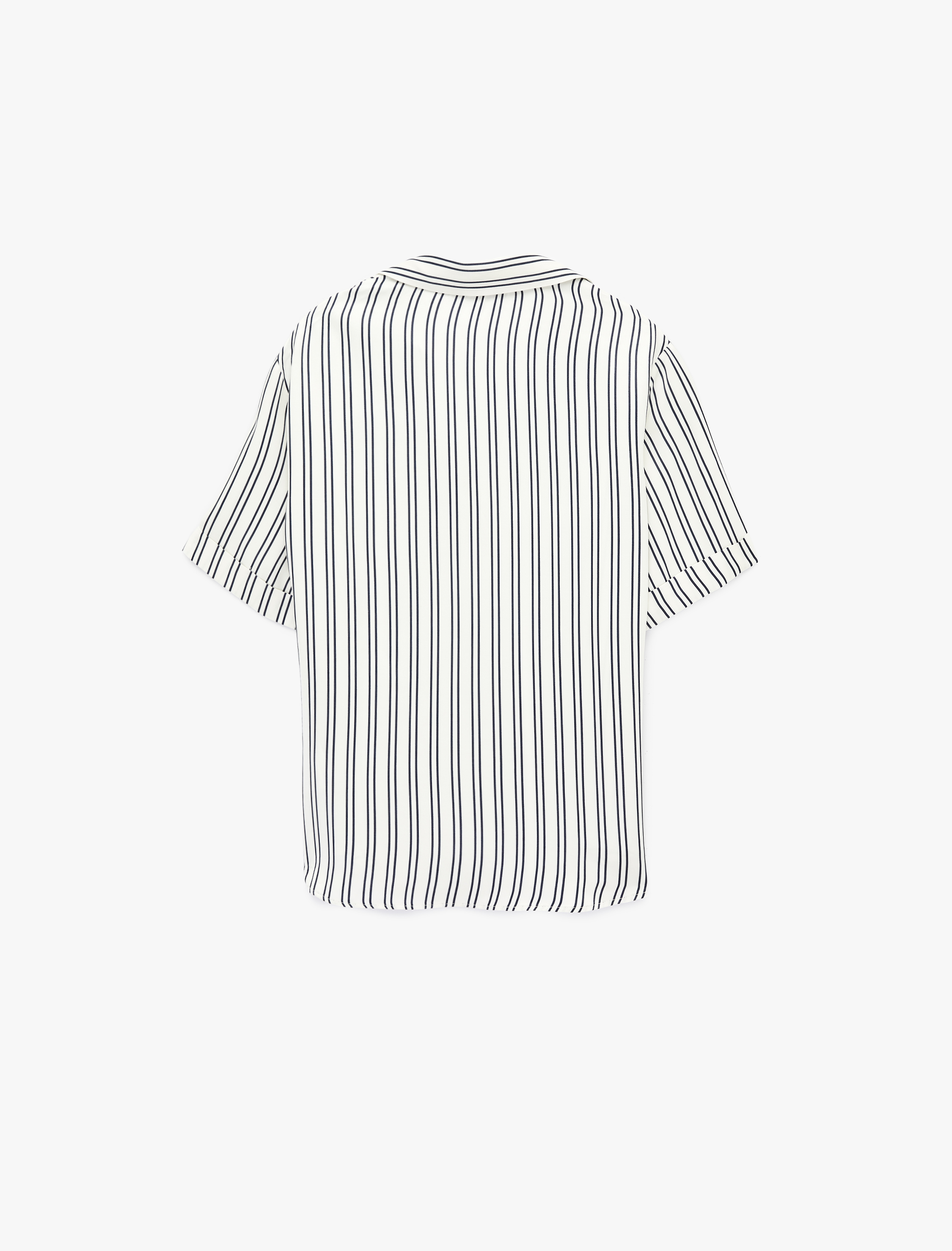   Klasik Yaka Düğmeli Kısa Kollu Viskon Gömlek