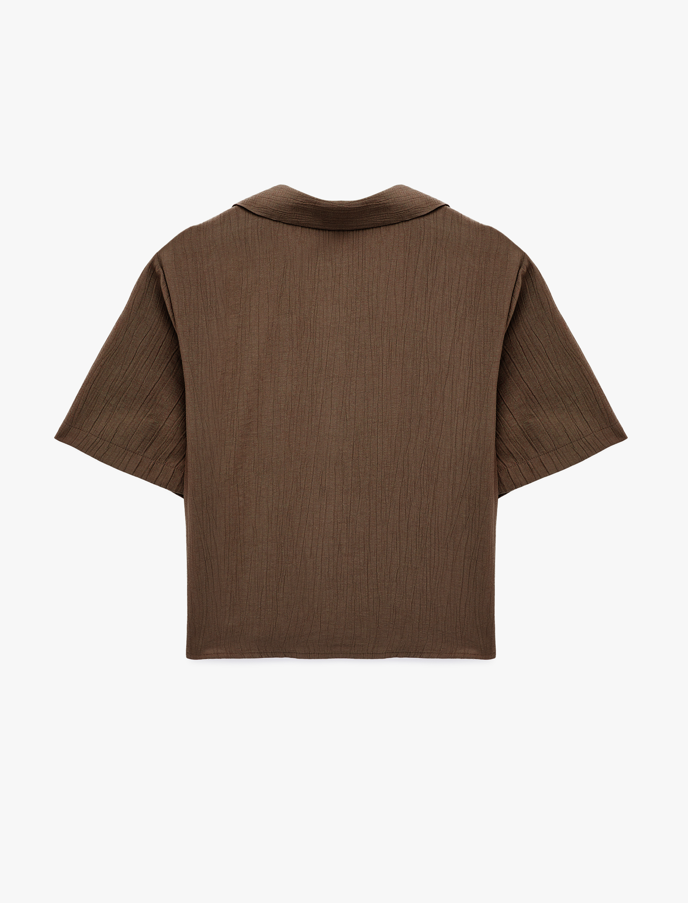   Regular Fit Kaçık Yaka Kısa Kollu Dokulu Crop Gömlek