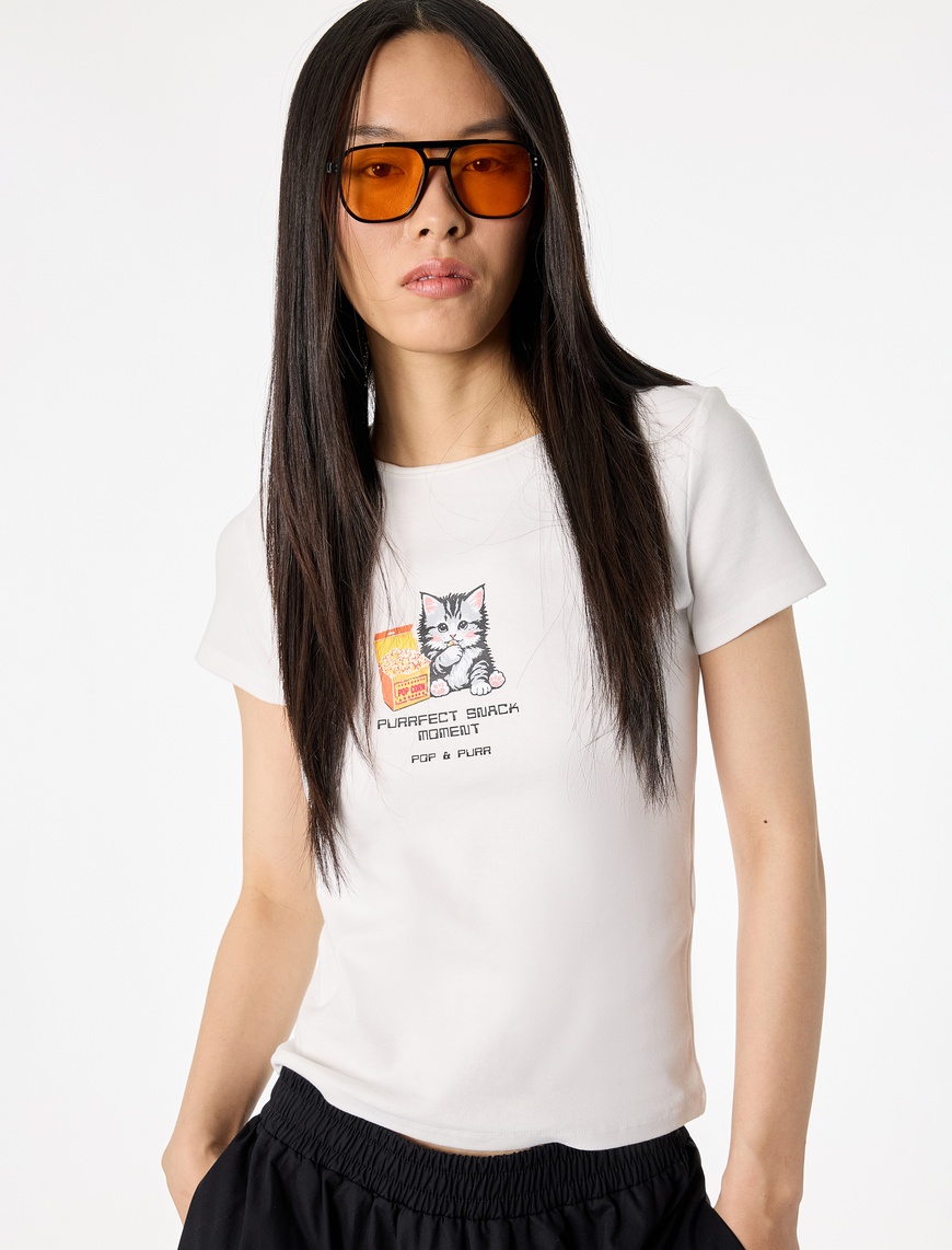 Koton Kadın Slim Fit Kısa Kollu Kedi Baskılı Bisiklet Yaka T-Shirt