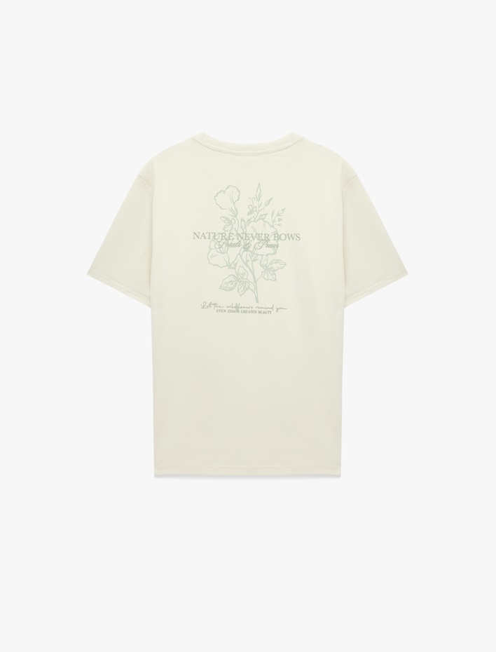  Regular Fit Bisiklet Yaka Kısa Kollu Pamuklu Arkası Baskılı Tişört