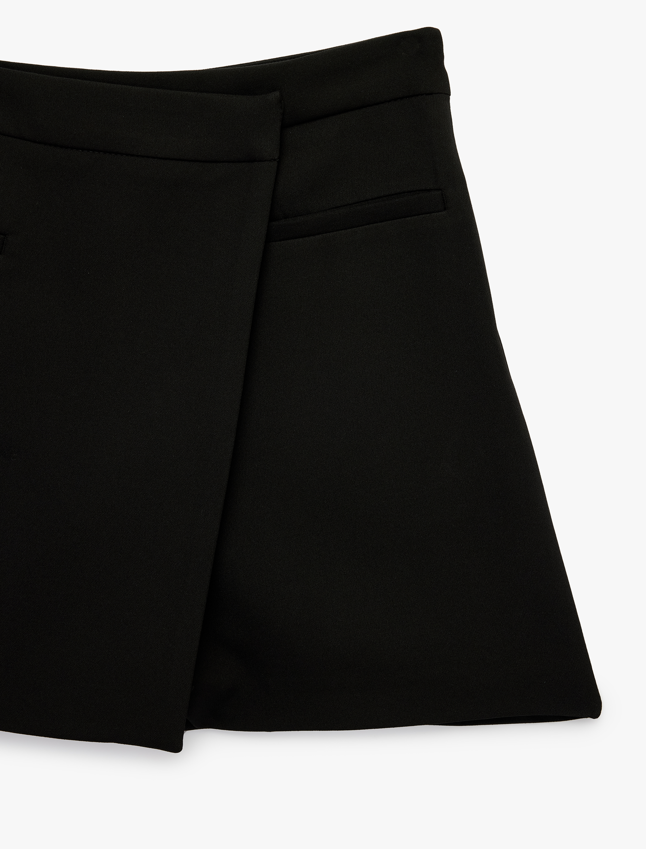   Kruvaze Mini Şort Etek