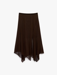 Asimetrik Kesim Yırtmaç Detaylı Tül Midi Etek