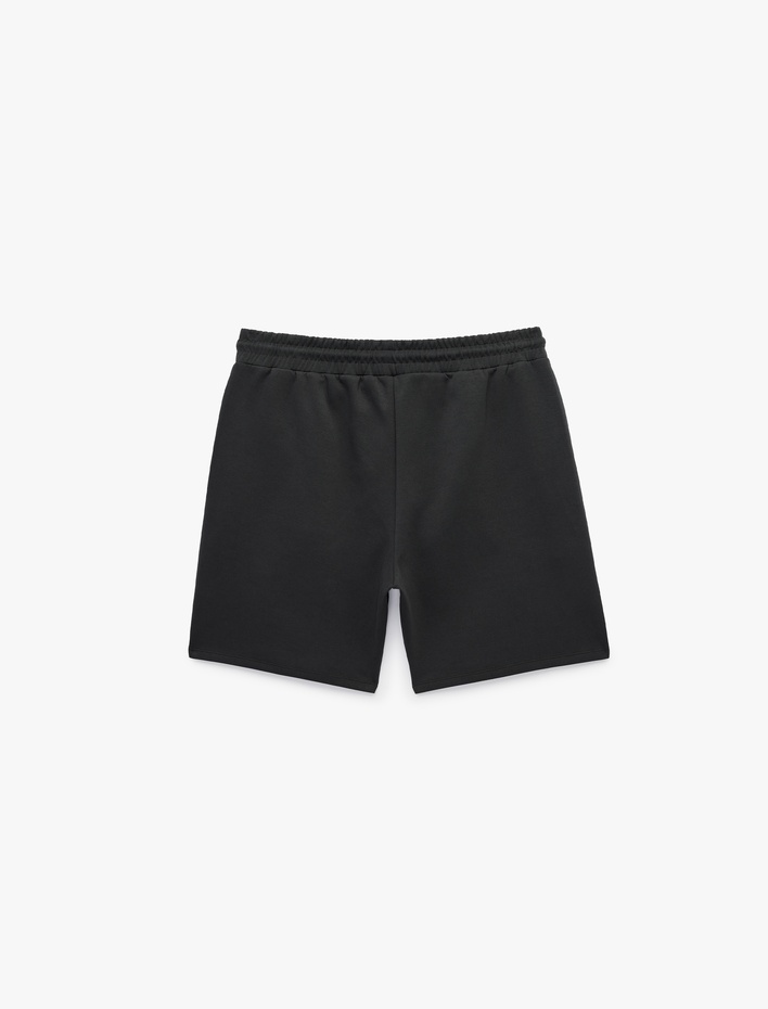  Rahat Kalıp Pamuklu Cepli Beli Bağcıklı Spor Şort