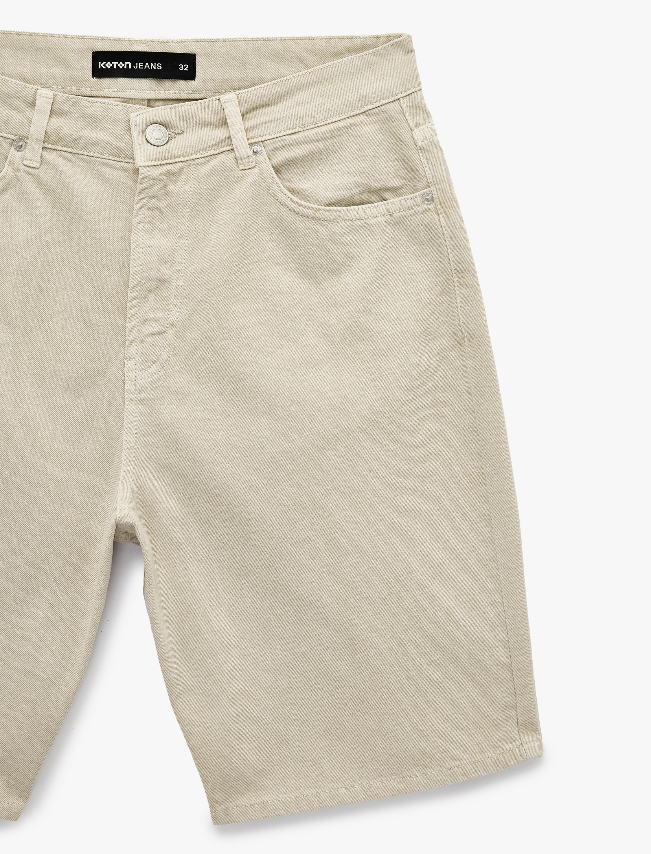   Pamuklu Cepli Rahat Kalıp Normal Bel Jean Şort