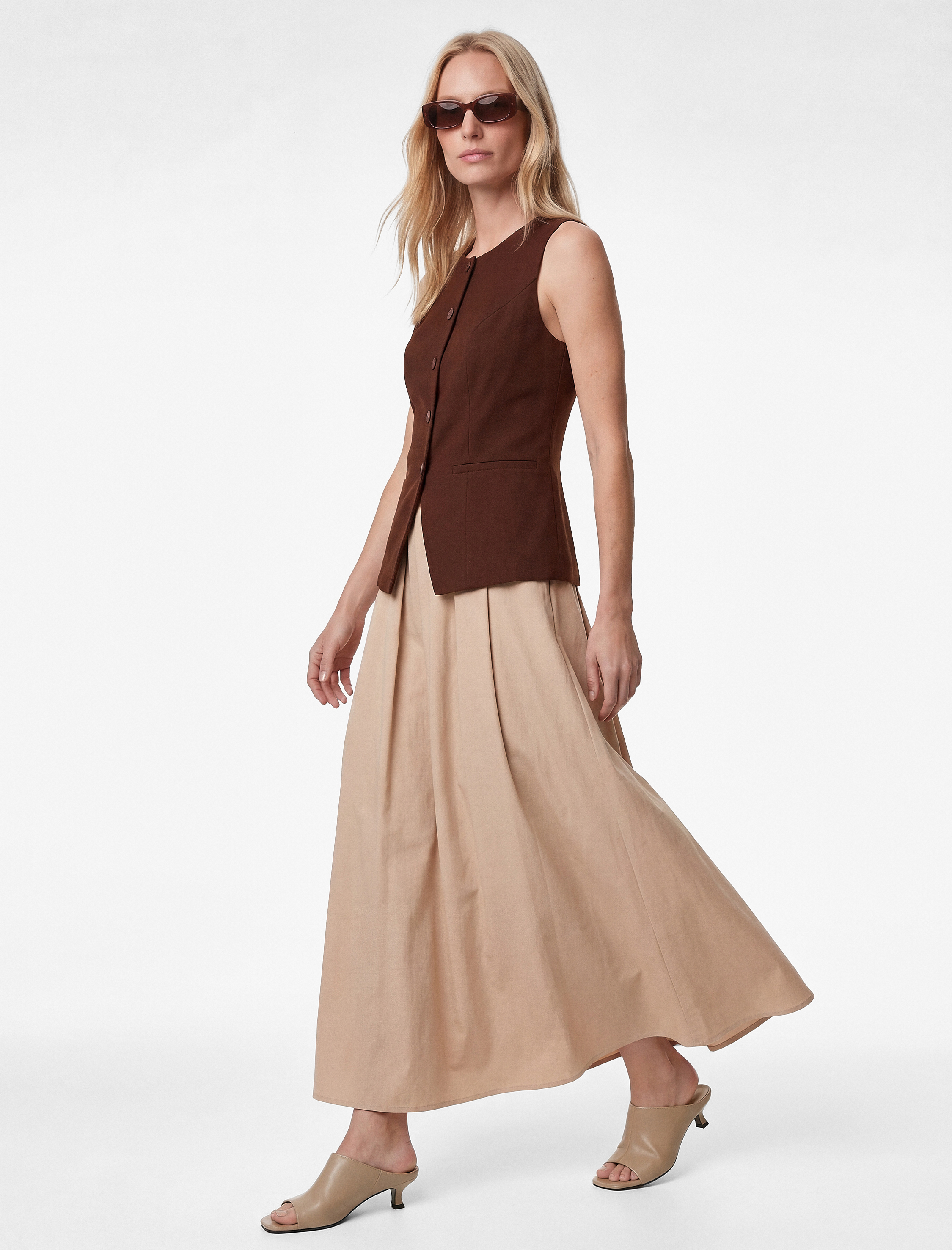   Bisiklet Yaka Düğmeli Yelek Detaylı Kolsuz A Kesim Uzun Elbise