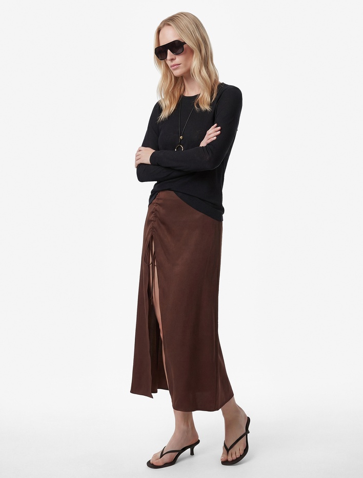  Modal Kumaş Yırtmaçlı Büzgü Detaylı A Kesim Midi Etek