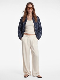 Uzun Kollu Fermuarlı Cepli Çiçek Desenli Bomber Ceket