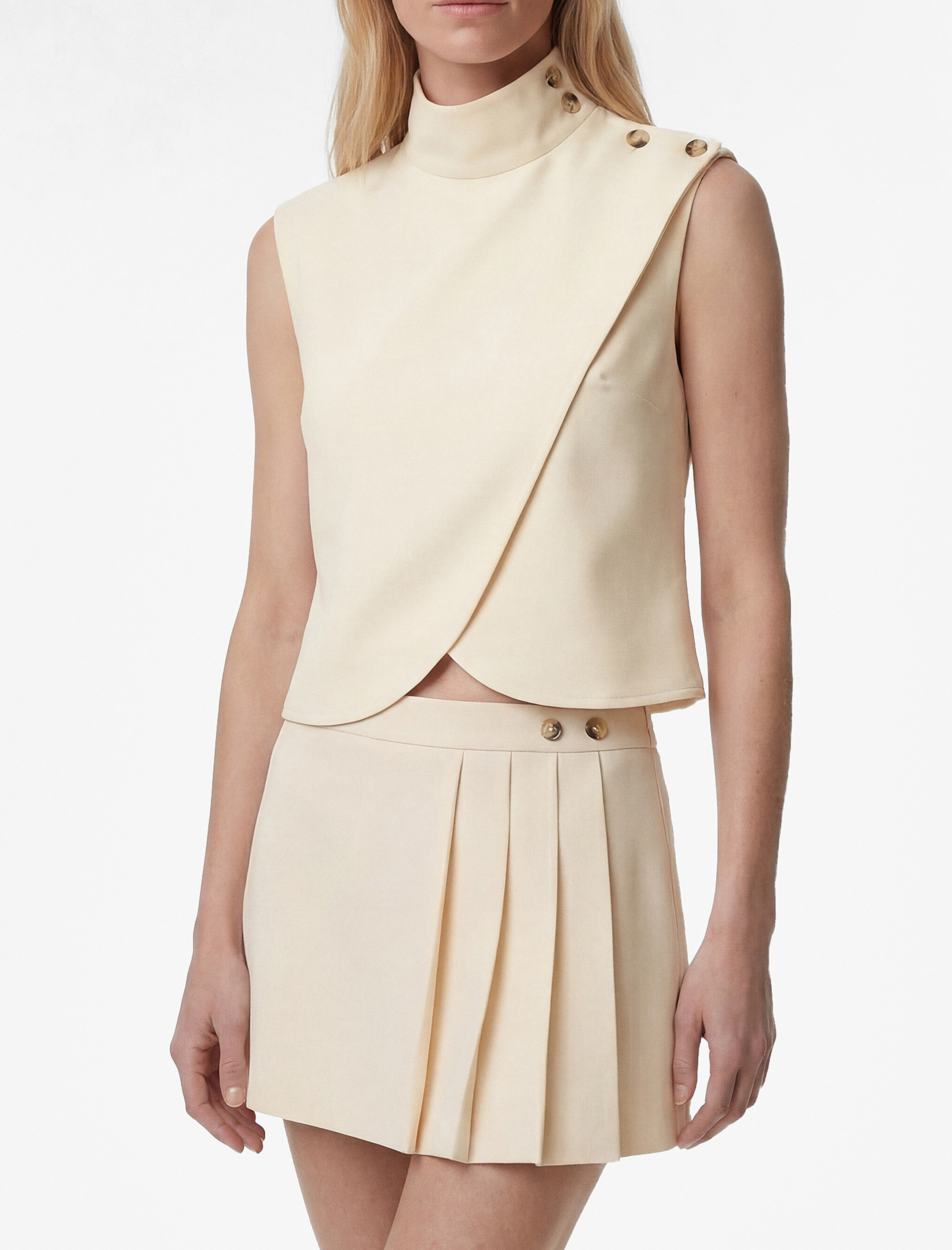   A Kesim Yüksek Bel Düğme Detaylı Pileli Mini Şort Etek