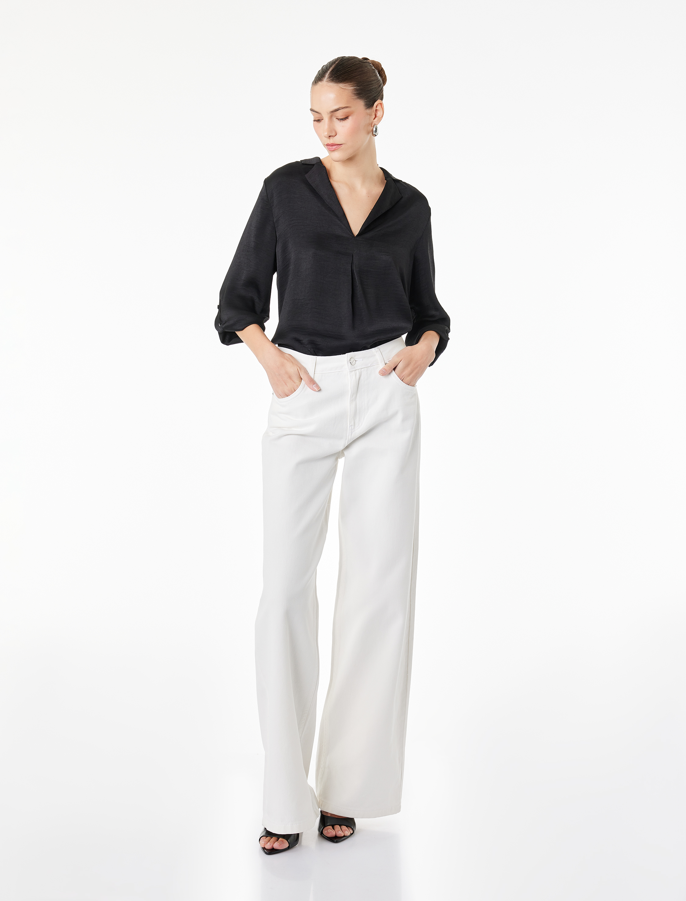   Aerobin Devrik Kaçık Yaka 3/4 Kol Saten Bluz