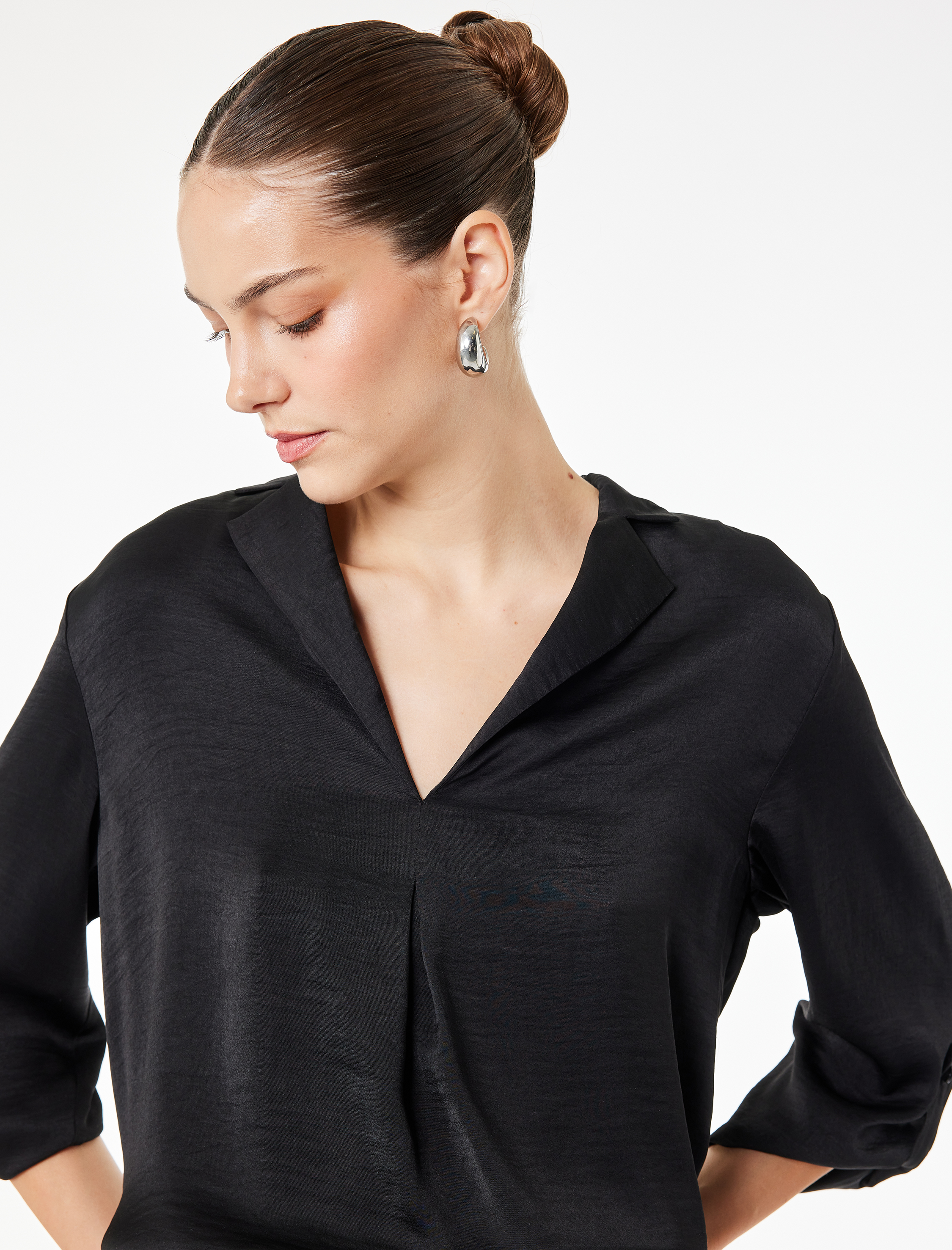   Aerobin Devrik Kaçık Yaka 3/4 Kol Saten Bluz