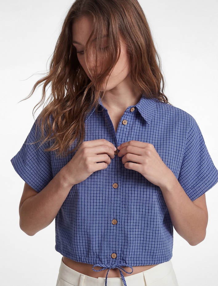  Pamuklu Düğmeli Beli Bağlama Detaylı Kısa Kollu Oversize Kareli Crop Gömlek