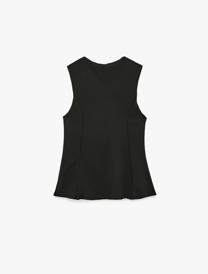  Slim Fit Bisiklet Yaka Kolsuz Bluz