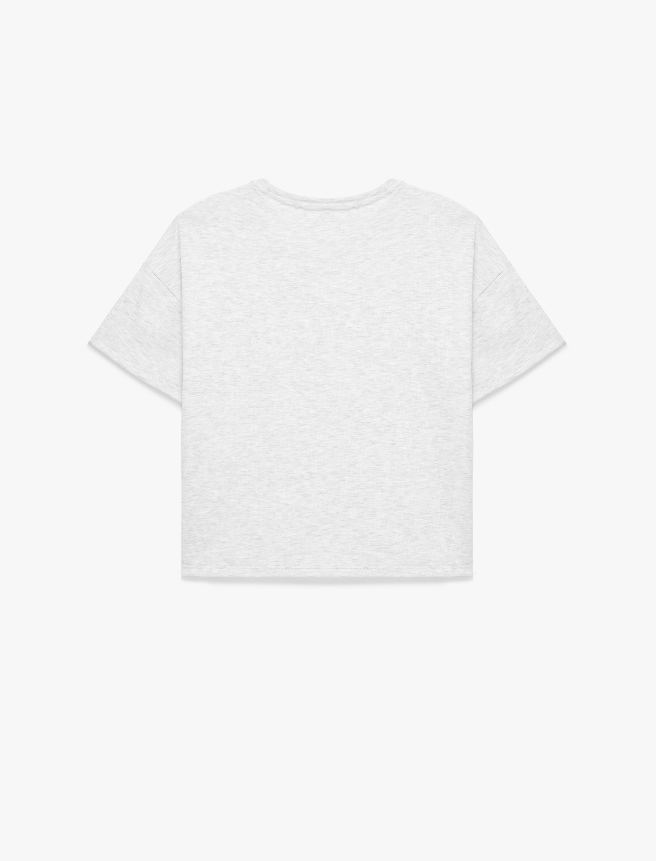   Slim Fit Kısa Kollu Bisiklet Yaka Fiyonk Nakışlı Tişört