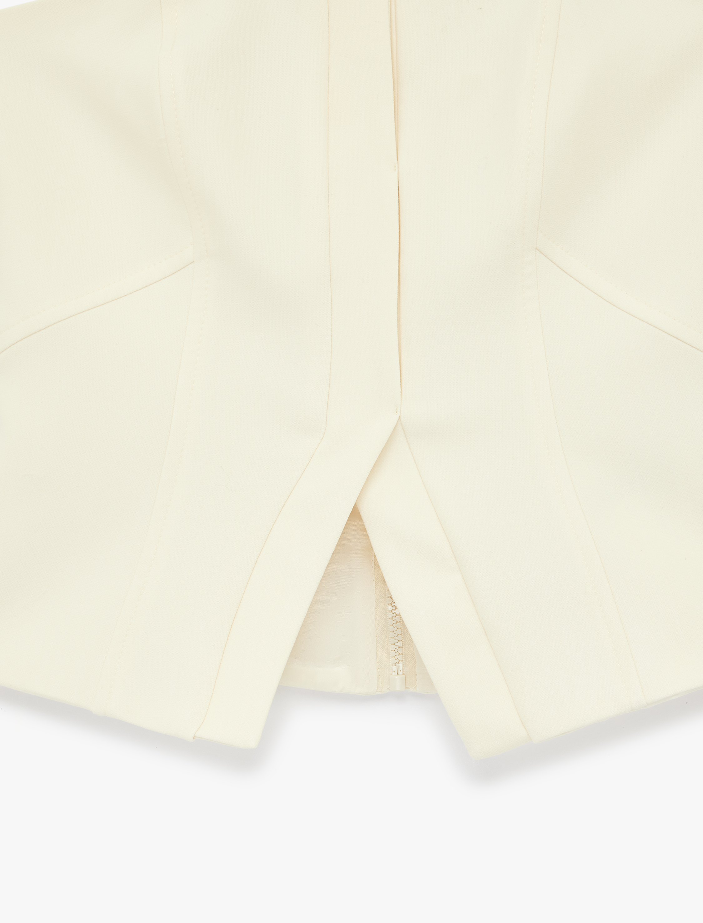   Kolsuz Slim Fit Yırtmaç Detaylı Straplez Bluz