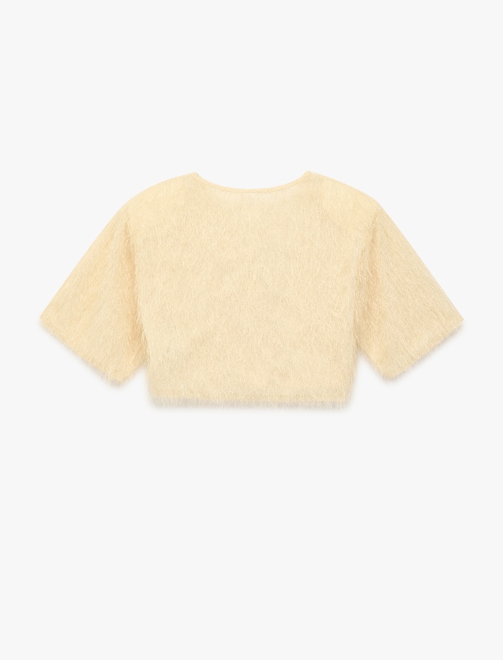  Kısa Kollu Bisiklet Yaka Püsküllü Crop Bluz