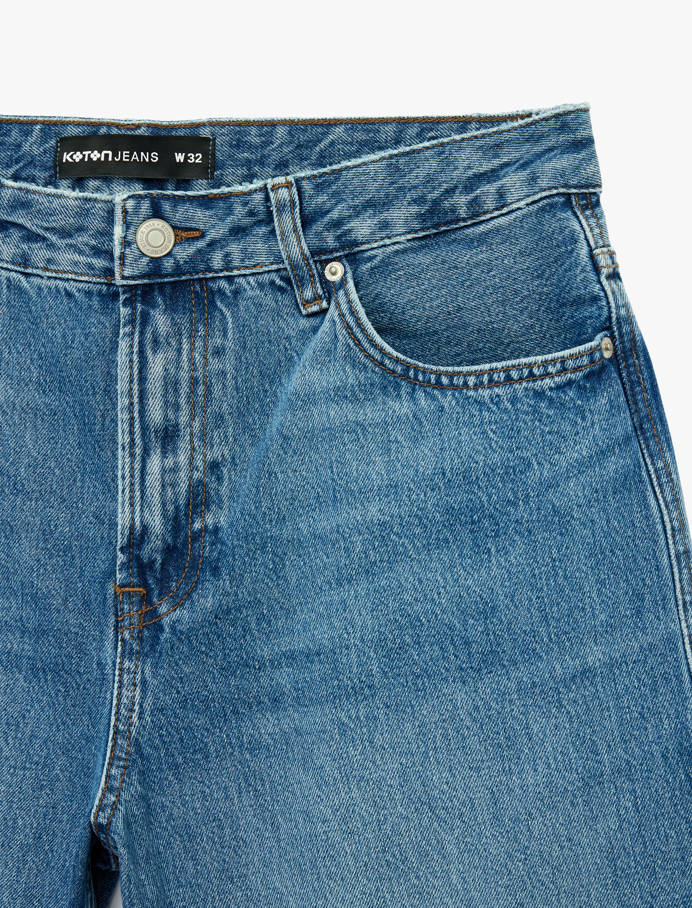   Pamuklu Cepli Straight Fit Bermuda Jean Şort
