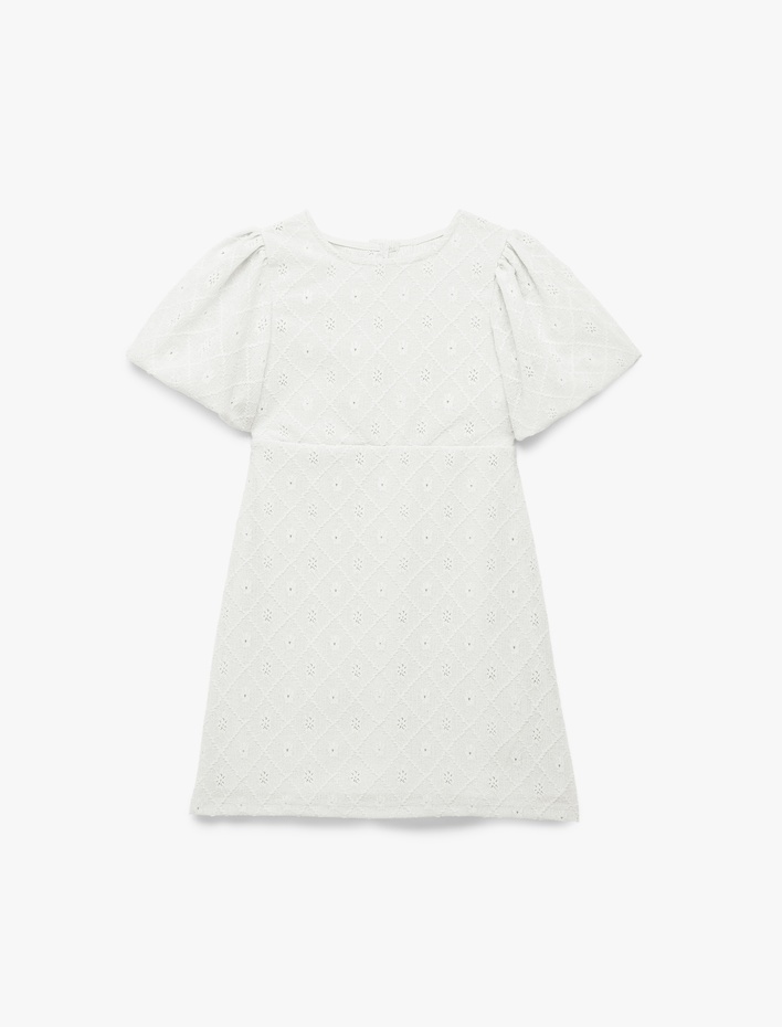 Kız Çocuk Fiyonklu Pencere Detaylı Kısa Kollu Bisiklet Yaka Brodeli Elbise