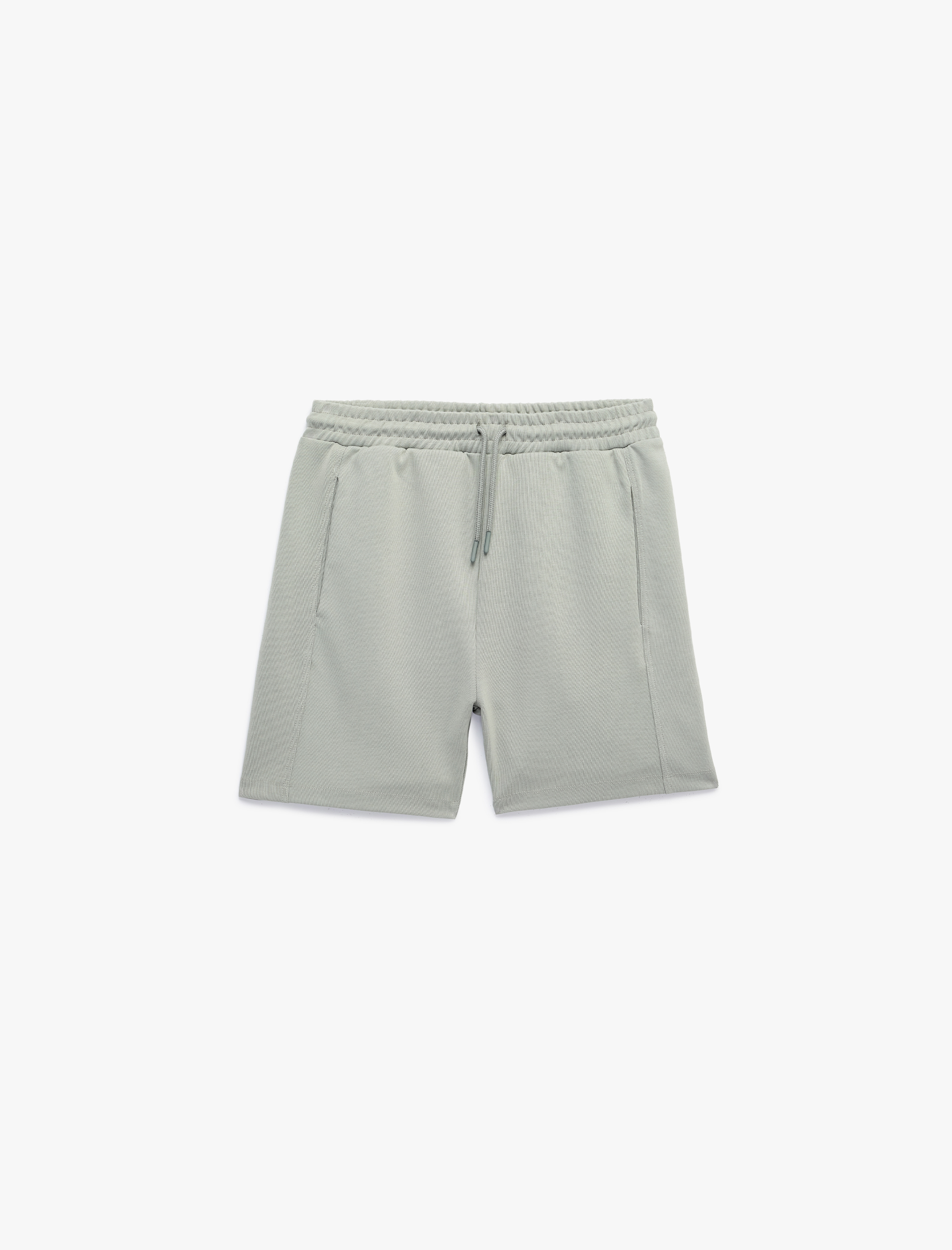   Dikiş Detaylı Cepli Beli Bağcıklı Şort