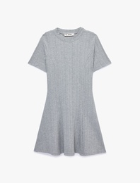 Kısa Kollu Bisiklet Yaka Mini Kloş Elbise