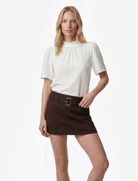 Keten Karışımlı Kısa Kollu Dik Fırfırlı Yaka Bluz