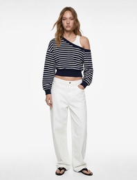 Rahat Kalıp Uzun Kollu Kayık Yaka Omzu Açık Çizgili Sweatshirt