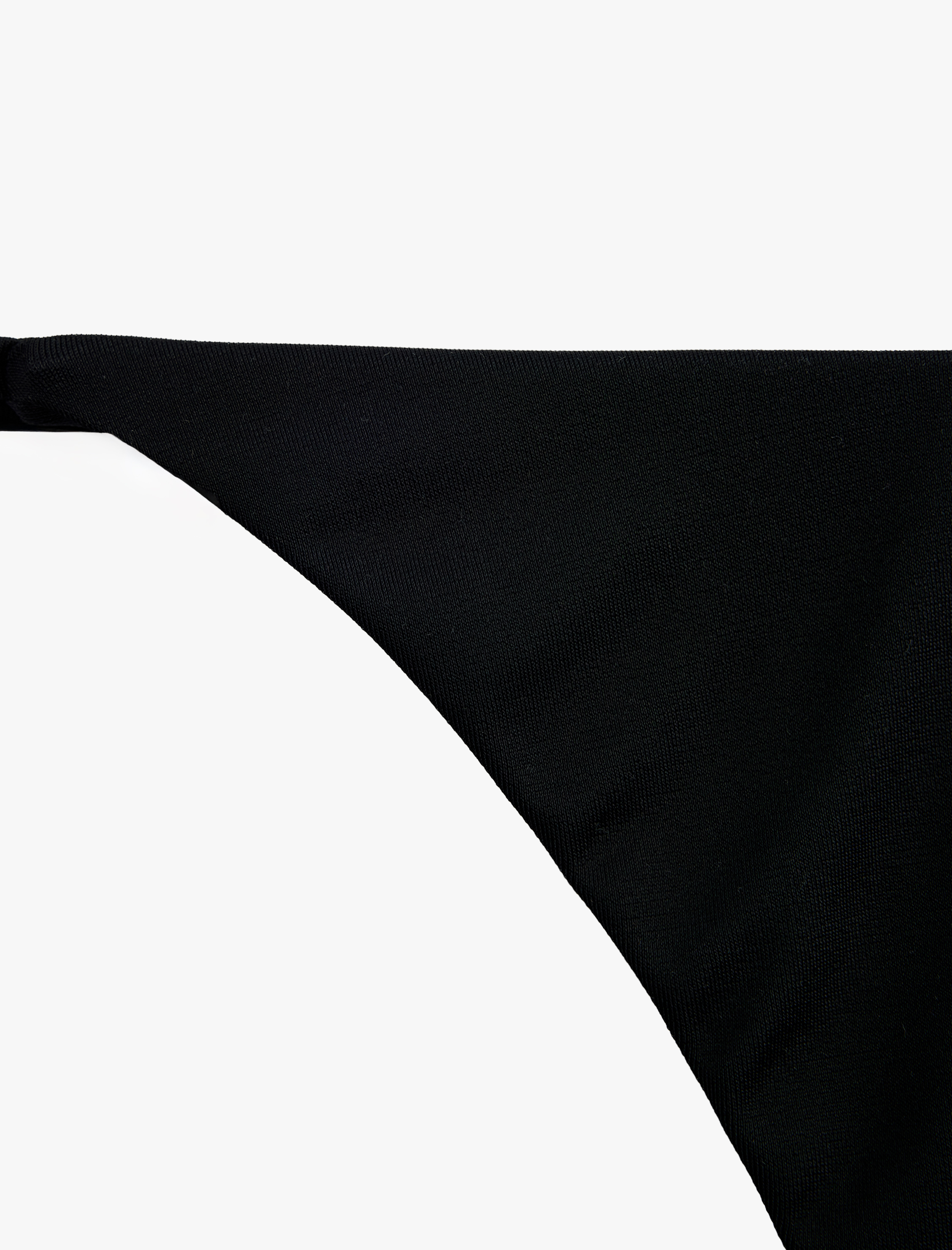   Düşük Bel Yanları Ayarlanabilir İpli String Bikini Altı