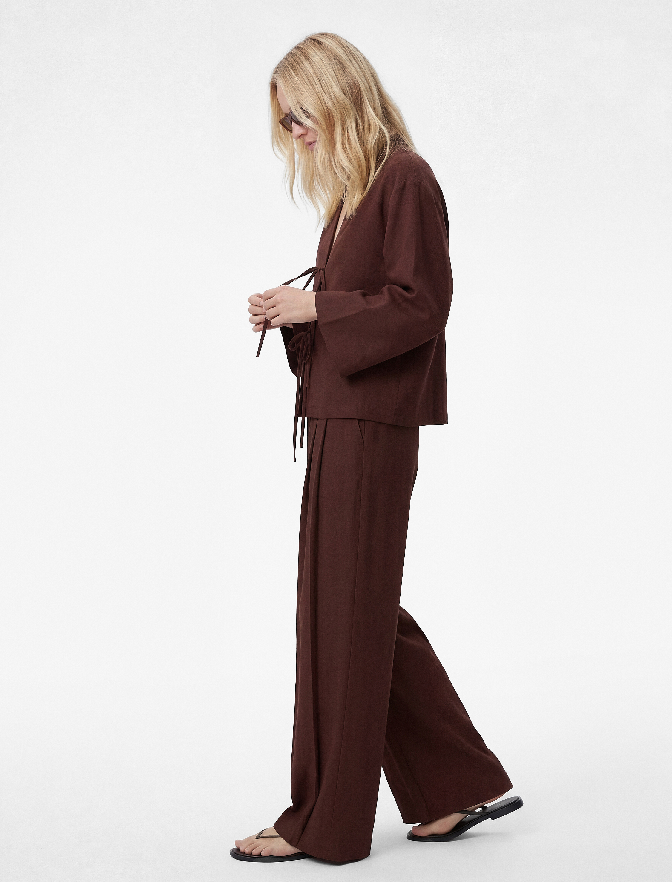   Modal Kumaş Pile Detaylı Geniş Paça Etek Pantolon