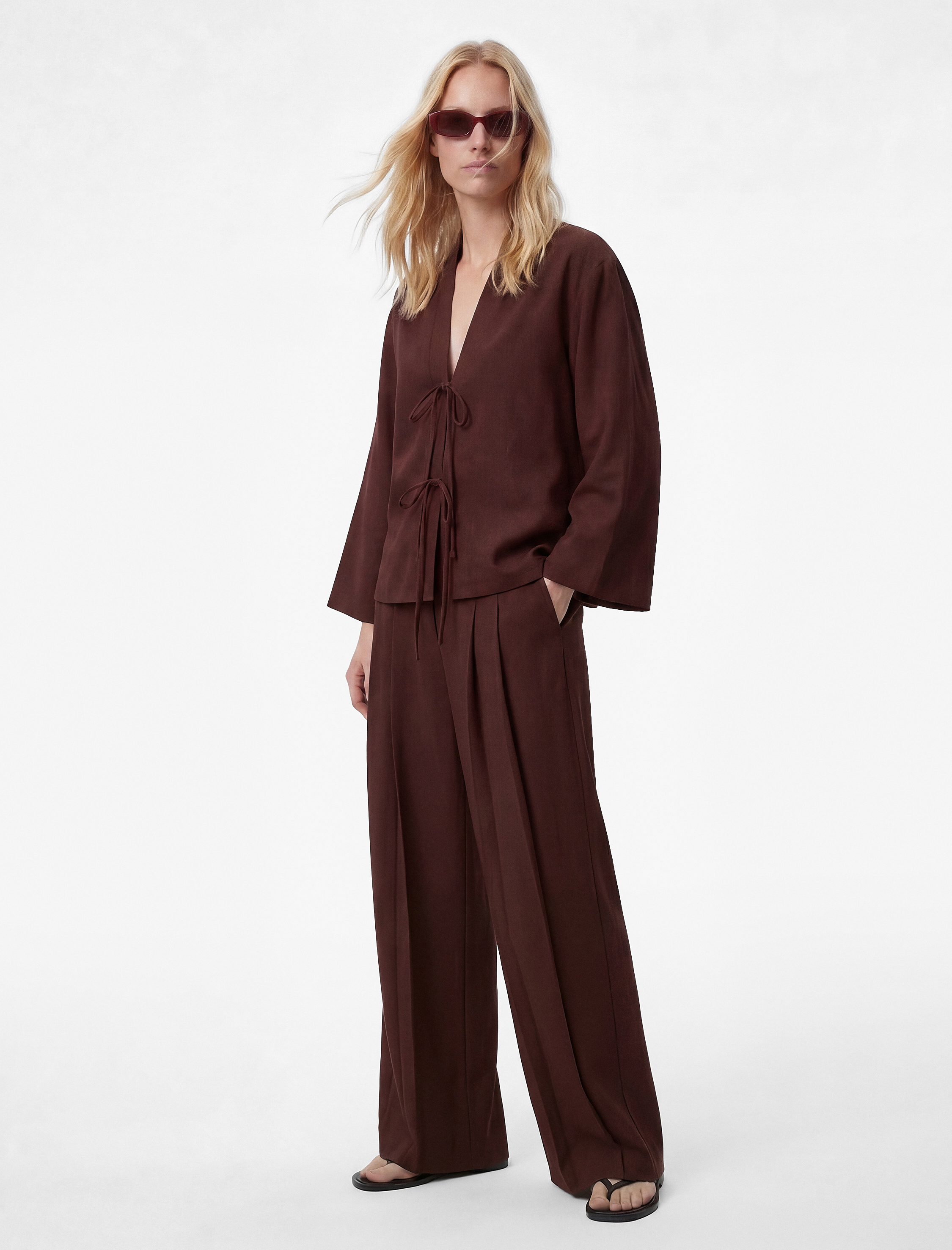   Modal Kumaş Pile Detaylı Geniş Paça Etek Pantolon