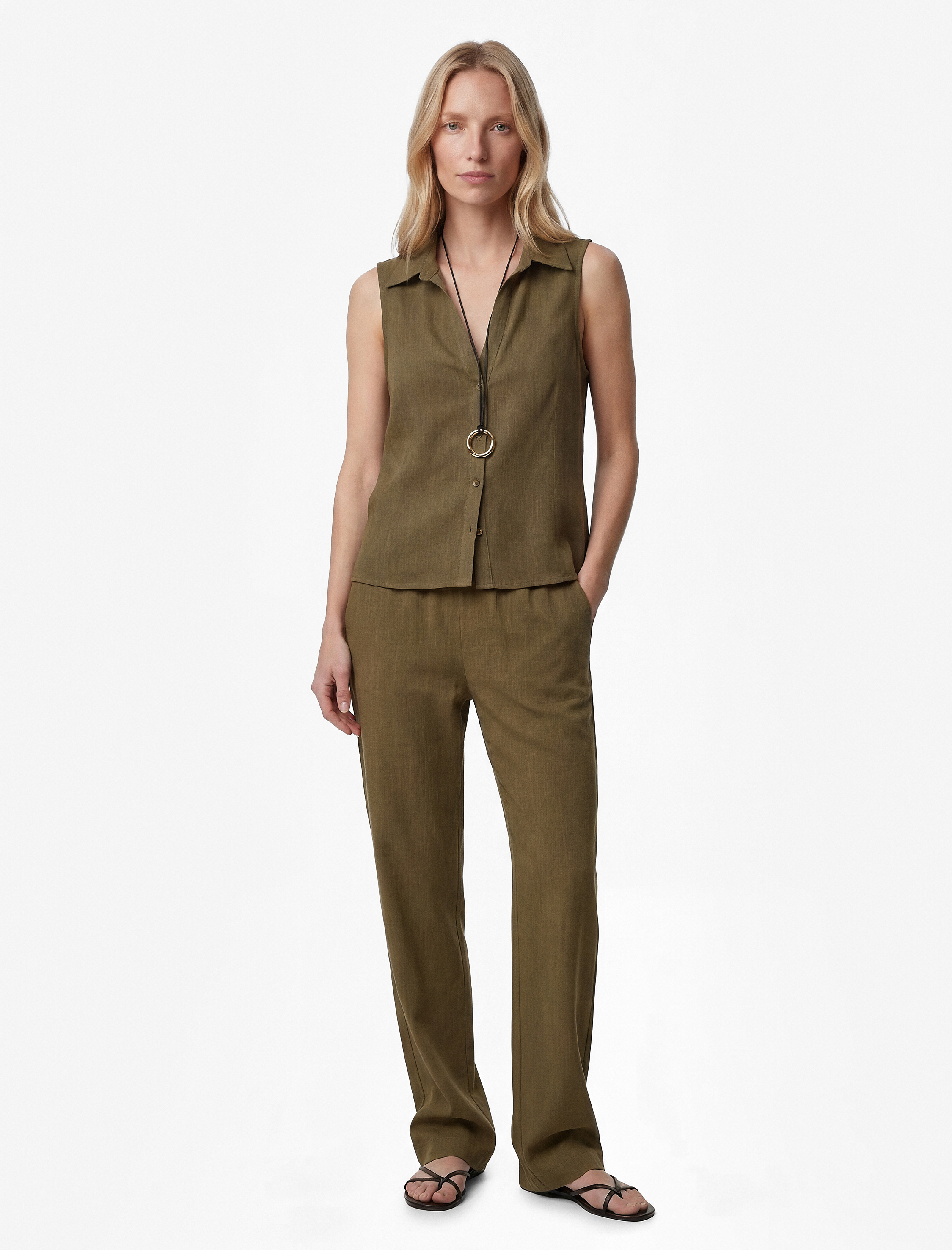 Keten Görünümlü Düğmeli Kolsuz Gömlek - Görsel 2