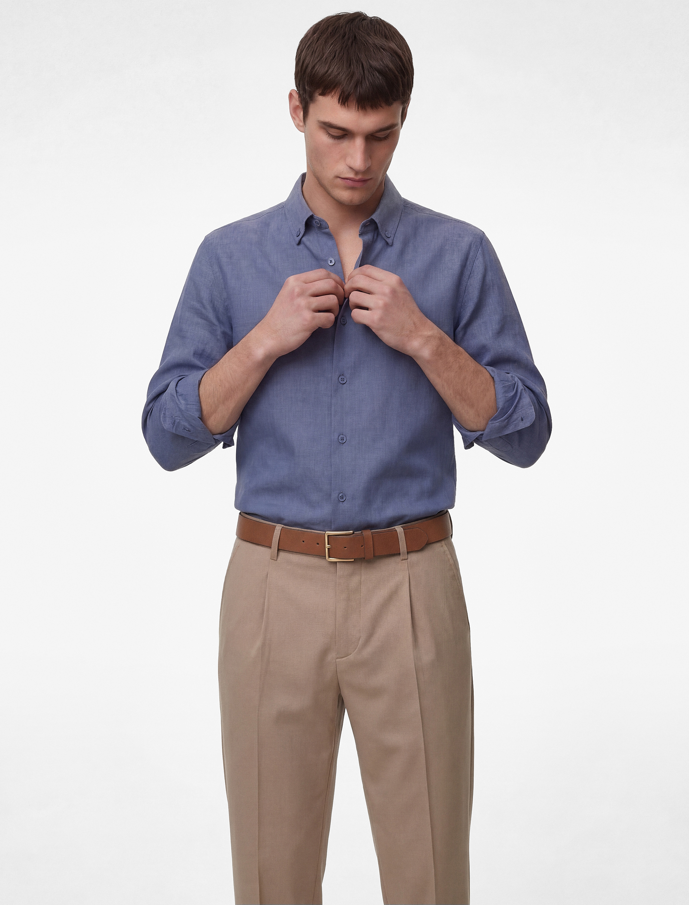 Regular Fit Düğmeli Yaka Uzun Kollu Keten Gömlek - Görsel 2