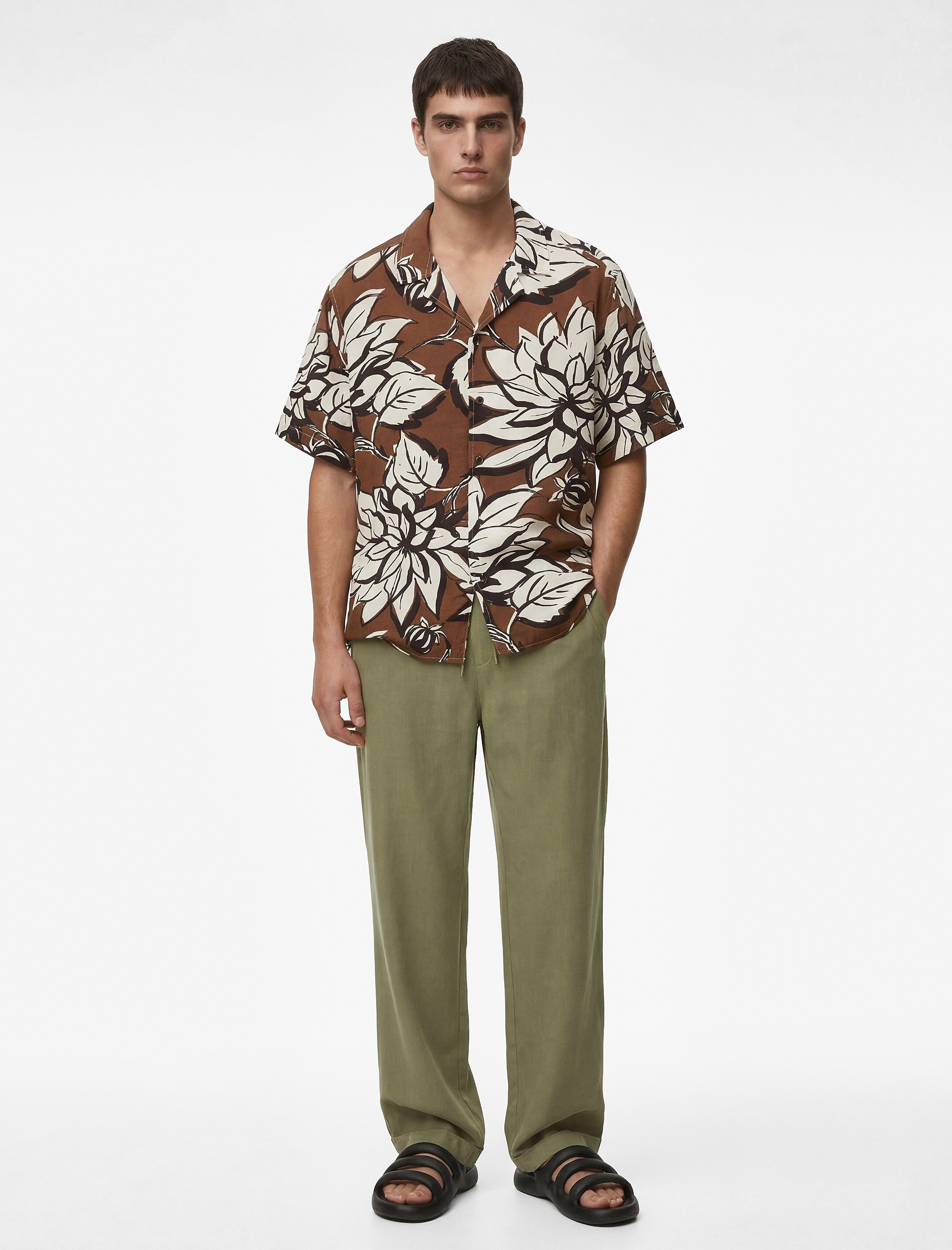 Viskon Cep Detaylı Duble Paça Beli Bağcıklı Pantolon