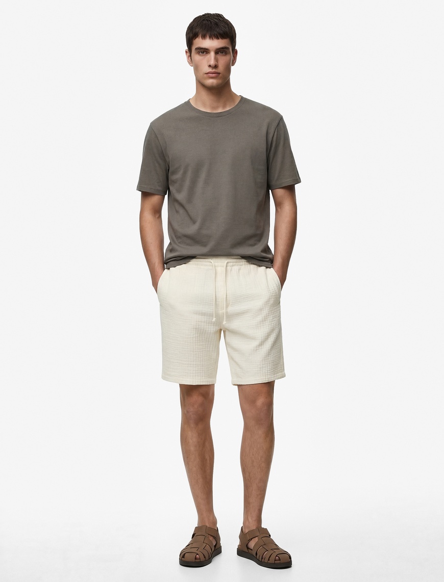 Koton Erkek Kısa Kollu Pamuklu Bisiklet Yaka Basic Slim Fit T-Shirt