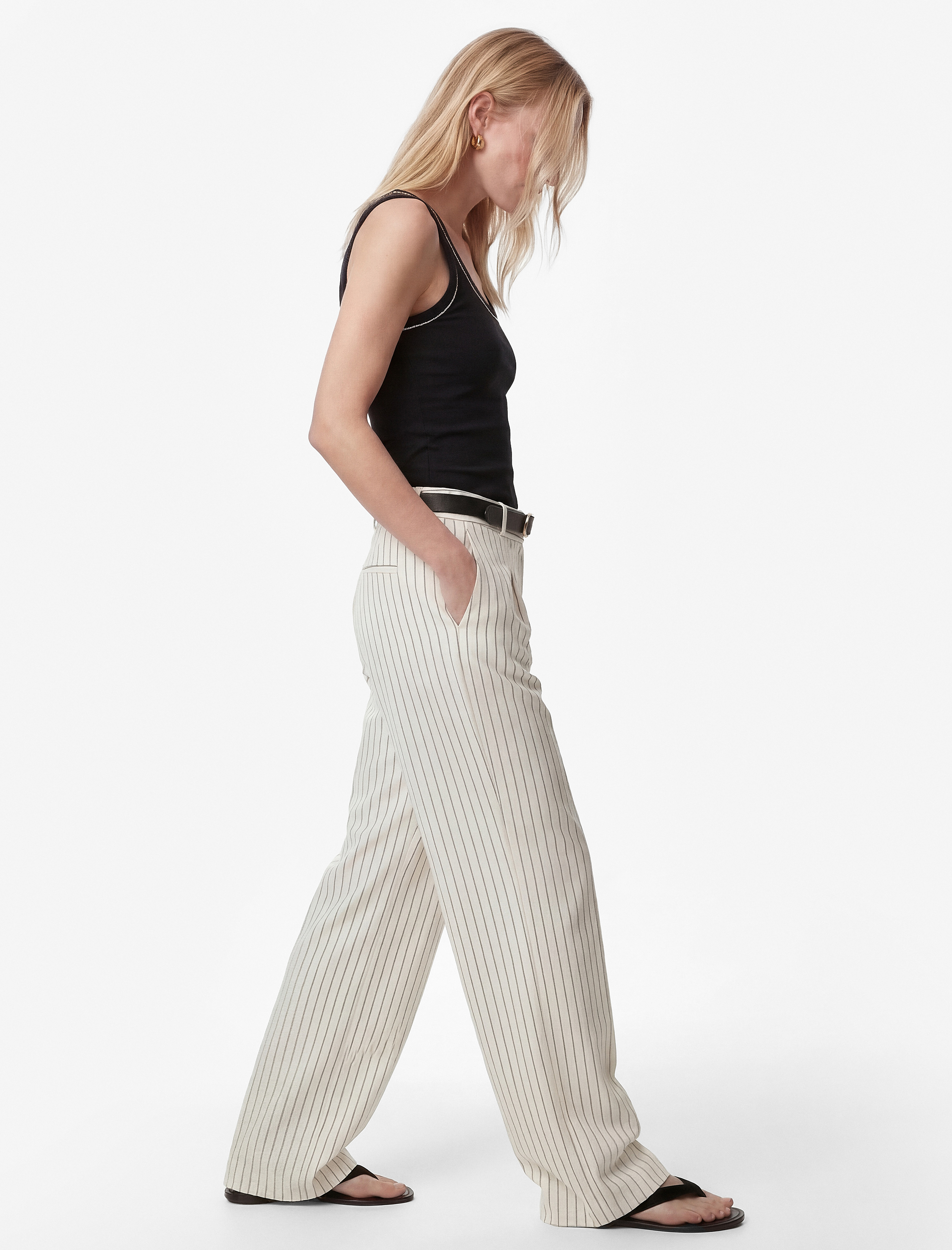   Yüksek Bel Kemerli Cepli Geniş Paça Çizgili Kumaş Pantolon