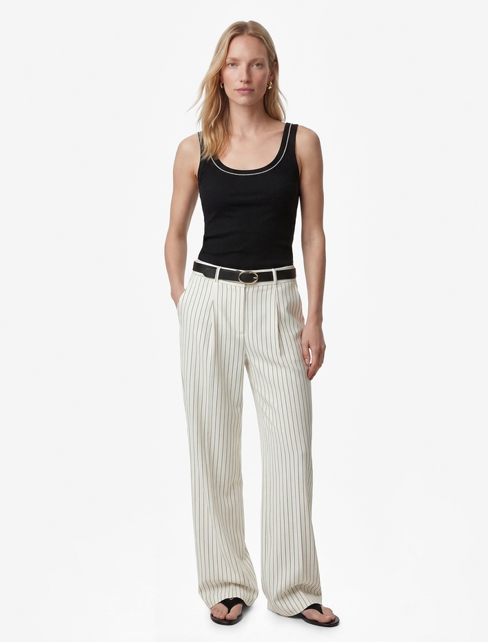  Yüksek Bel Kemerli Cepli Geniş Paça Çizgili Kumaş Pantolon