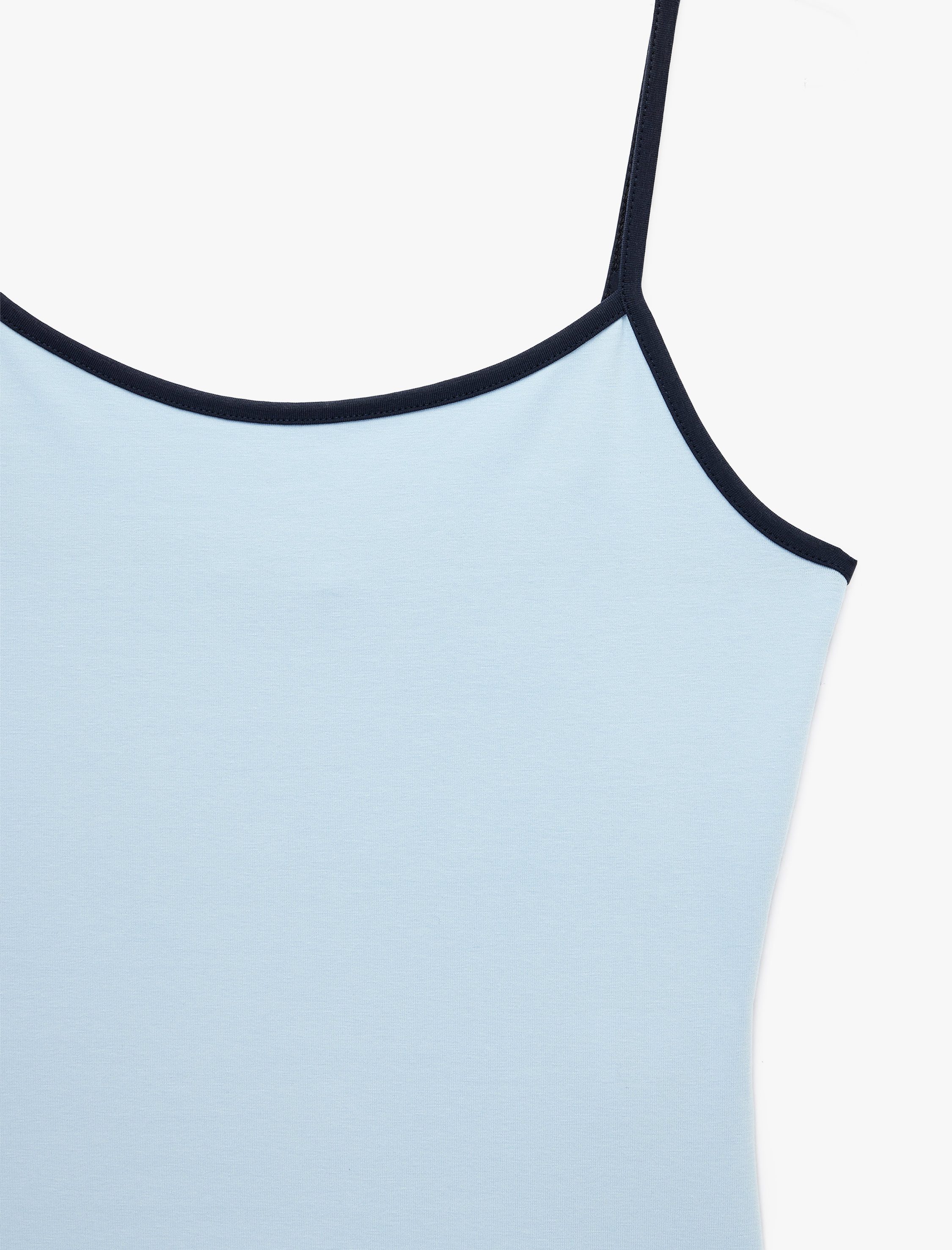   Pamuklu Renk Kontrastlı Slim Fit U Yaka Askılı Bluz