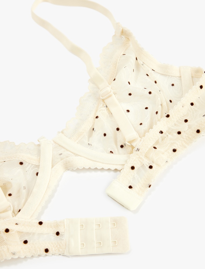  Rahat Kalıp Dolgusuz Fiyonk Detaylı Puantiyeli Balenli Tül Sütyen