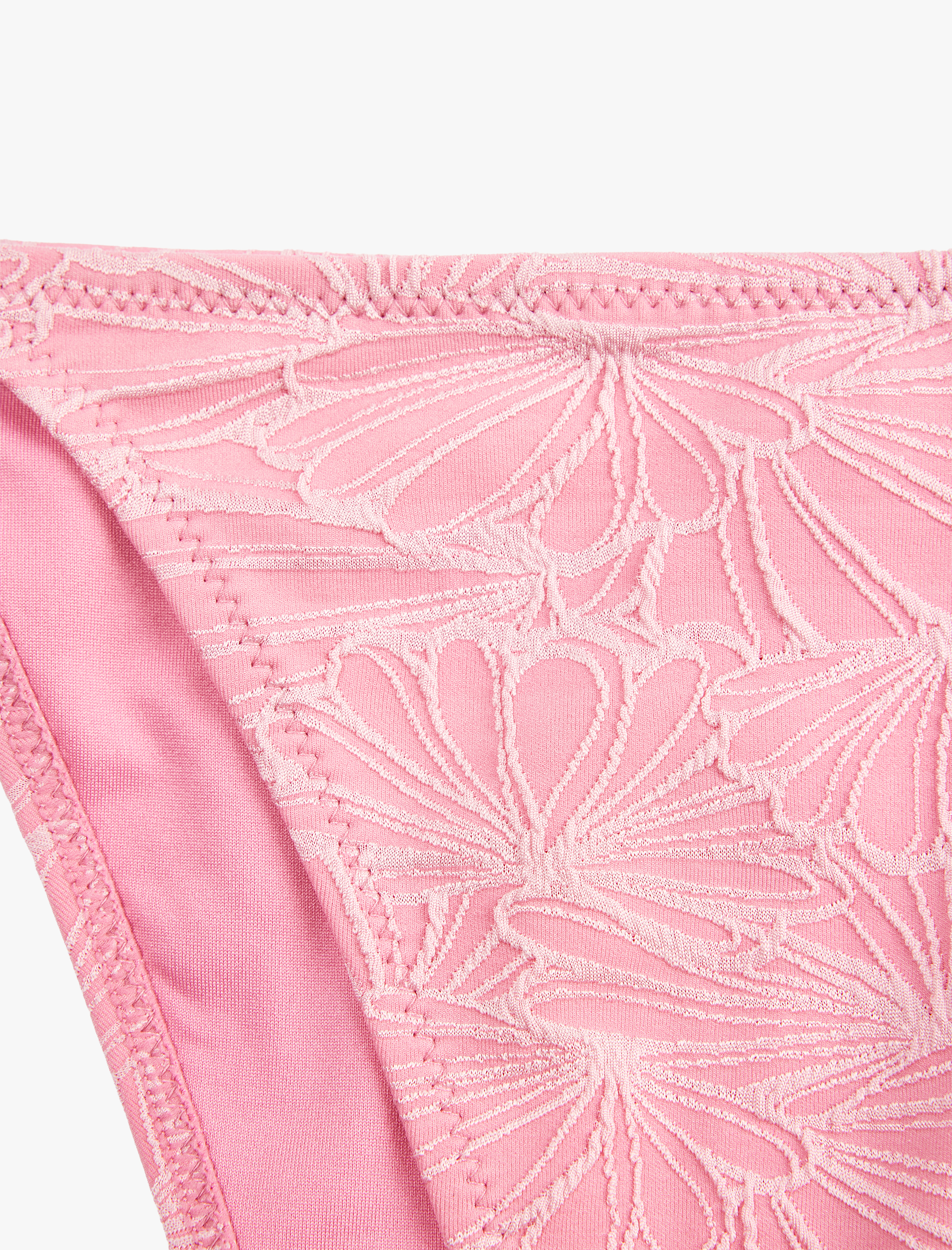   Koton X Sibil Çetinkaya - Yanları İpli Dokulu Çiçekli Bikini Altı