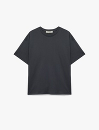 Rahat Kalıp Kısa Kollu Bisiklet Yaka Arkası Baskılı Taş Detaylı Tişört