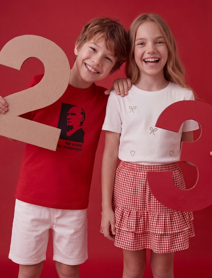 Erkek Çocuk Pamuklu Kısa Kollu Bisiklet Yaka Atatürk Baskılı Tişört