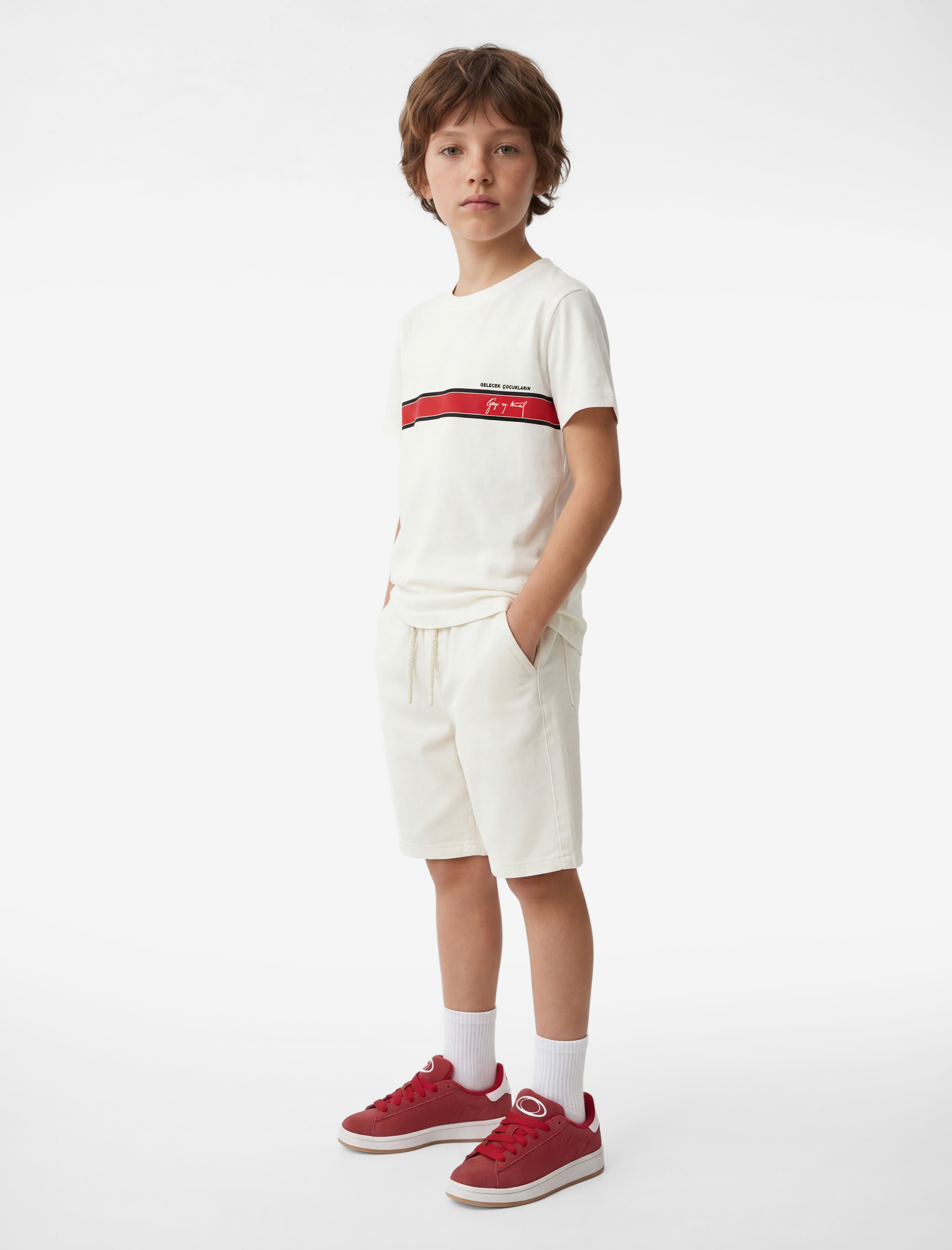  Erkek Çocuk Beli Bağcıklı Lastikli Slim Fit Denim Şort