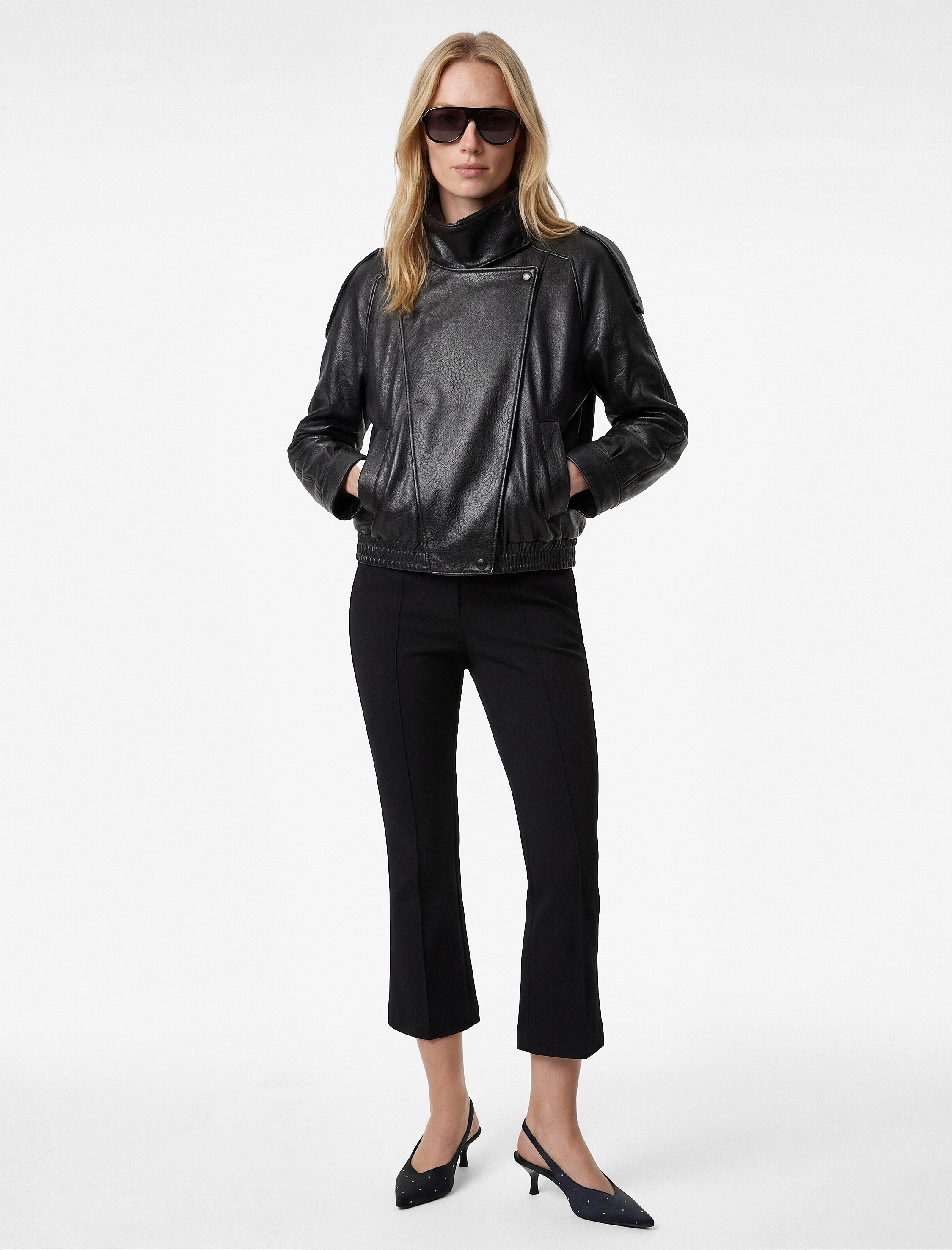 Slim Fit Nervür Detaylı İspanyol Paça Pantolon