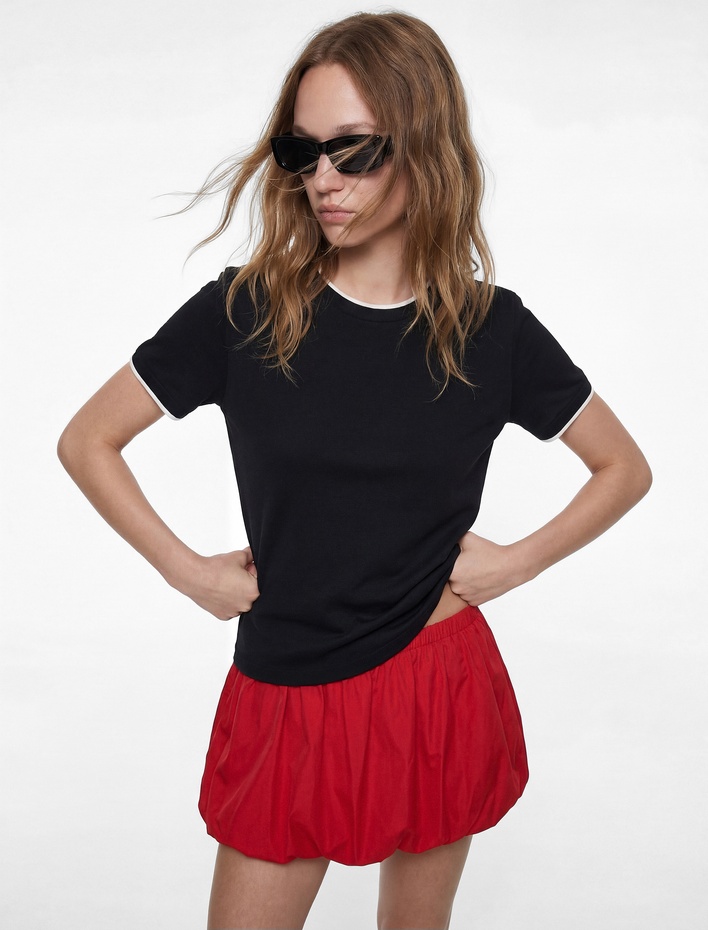  Slim Fit Kısa Kollu Bisiklet Yaka Modal Tişört