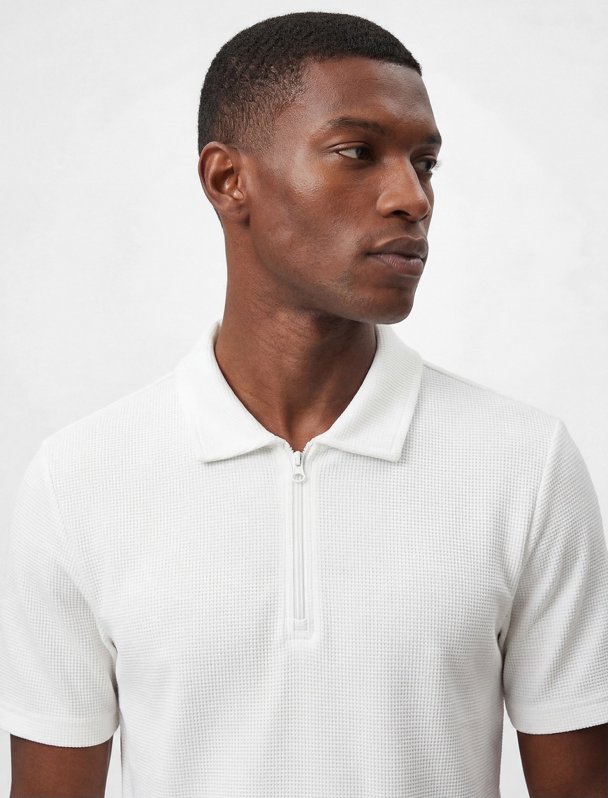 Koton Erkek Regular Fit Kısa Kollu Waffle Dokulu Yarım Fermuarlı Polo Yaka T-Shirt