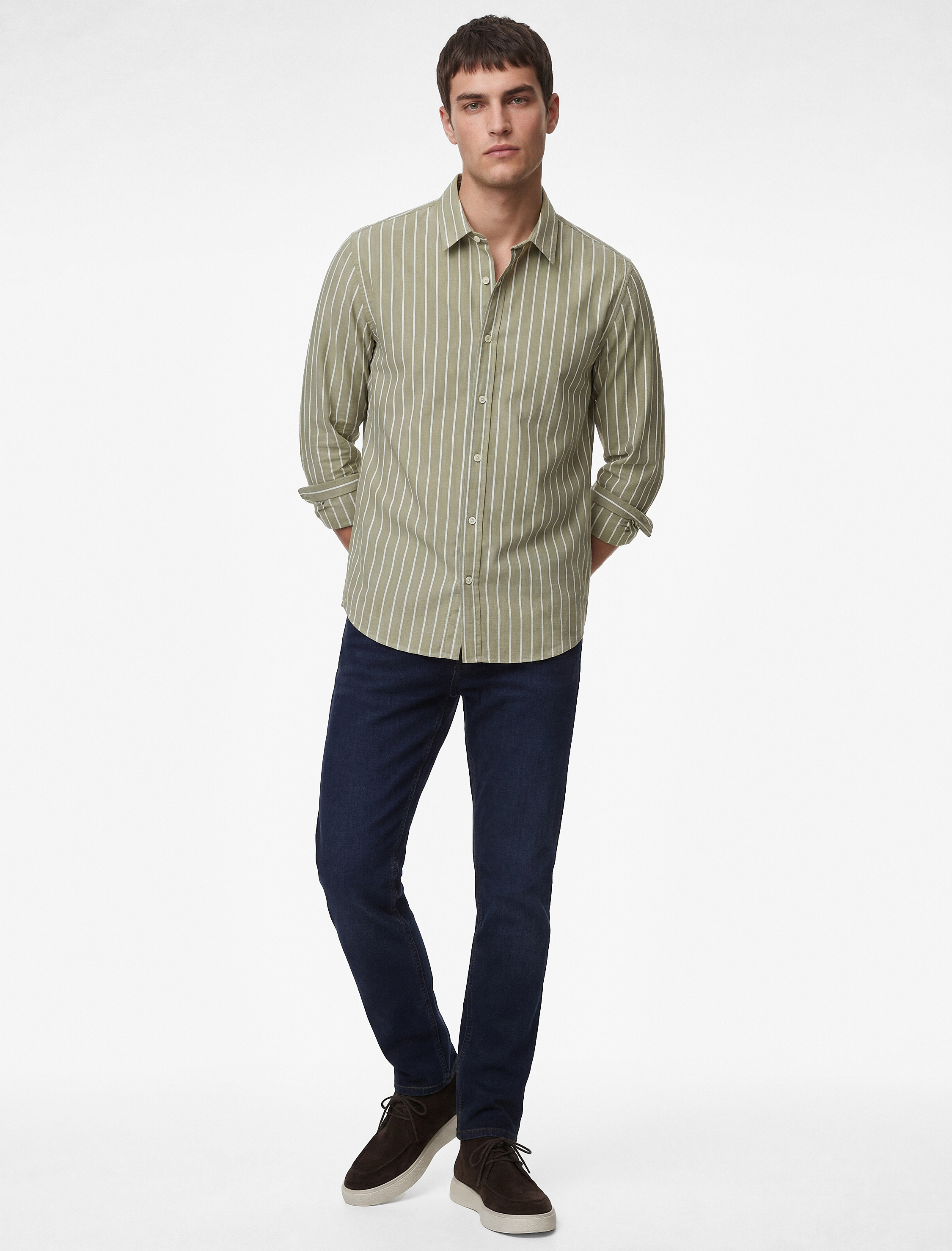 Düğmeli Regular Fit Pamuklu Poplin Klasik Yaka Uzun Kollu Çizgili Gömlek