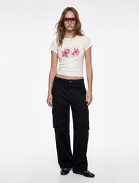 Hibiscus Baskılı Slim Fit Kısa Kollu Bisiklet Yaka Tişört
