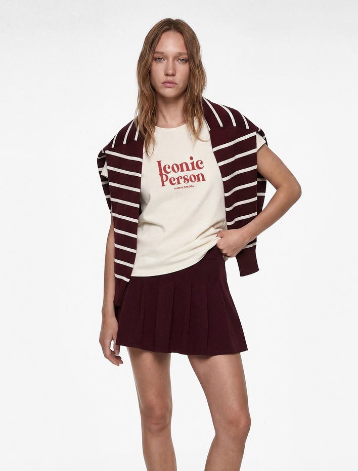  Pamuklu Kısa Kollu Bisiklet Yaka Baskılı Slim Fit Tişört