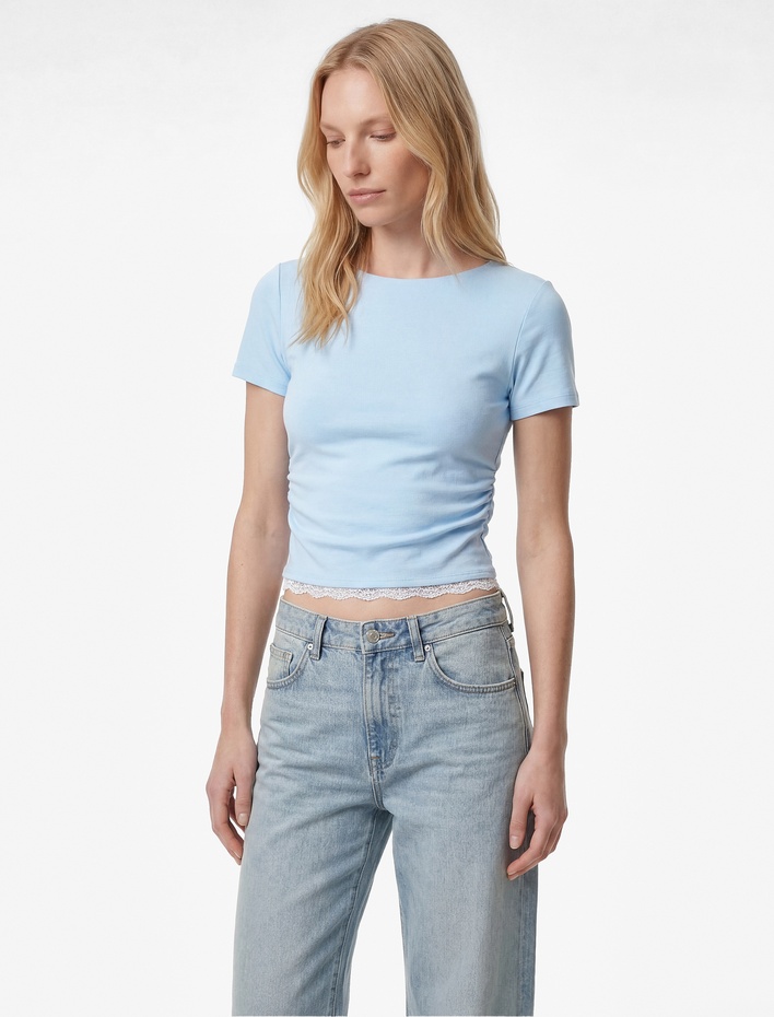  Pamuklu Drape Detaylı Kısa Kollu Bisiklet Yaka Tişört